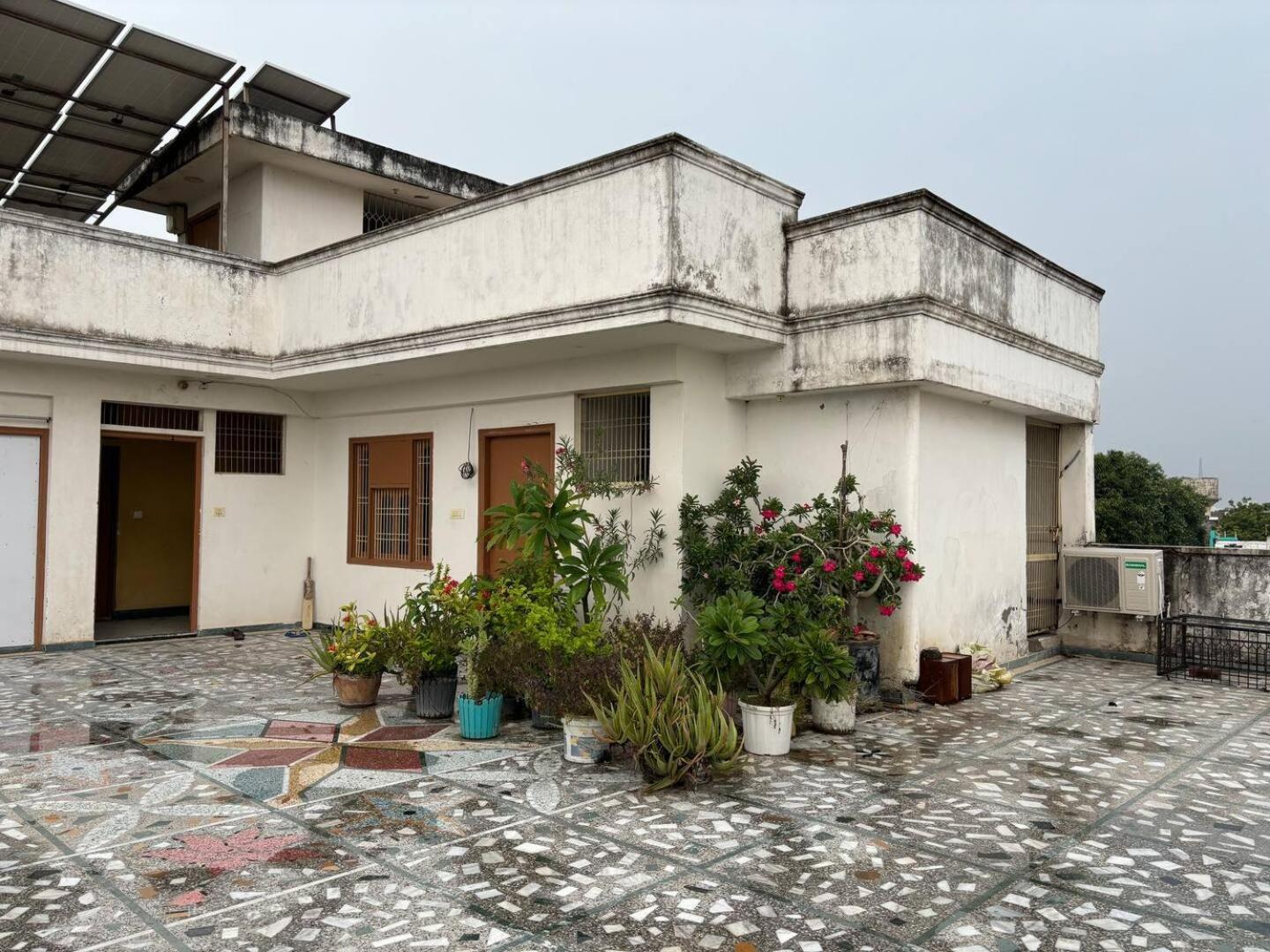 Hotel Raghav - Essence Of Kashi 4*